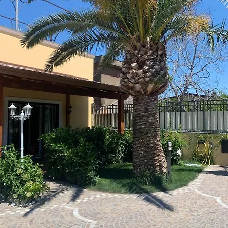 Lucia Bed & Breakfast