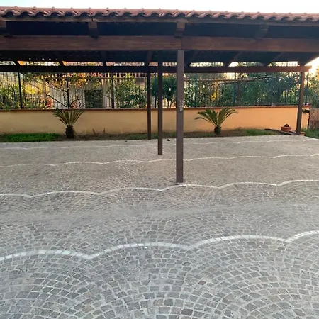 Lucia Couette-café Castellammare di Stabia